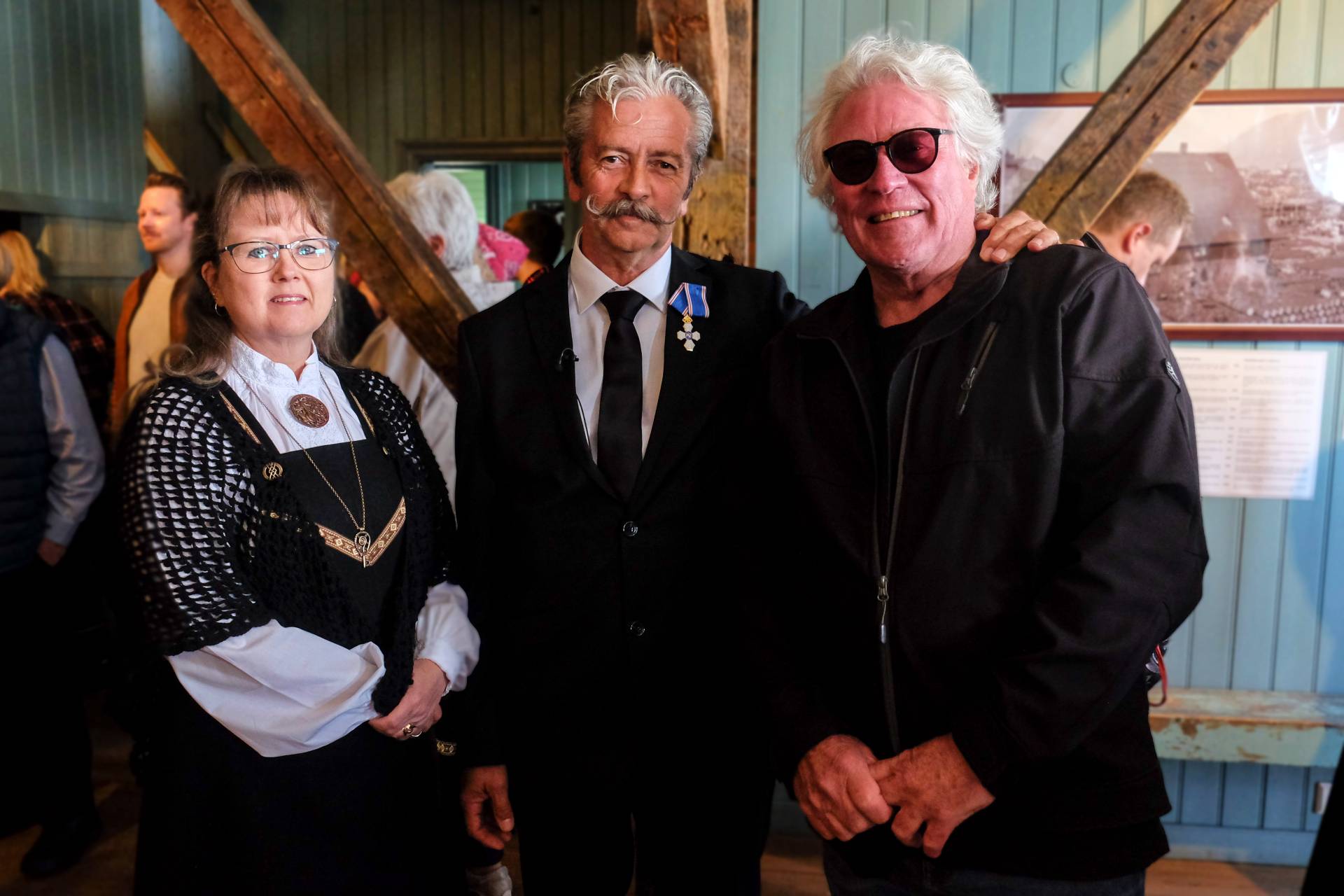 Nina og Petter Jonny og Albert som guidet familien på Islandsturen 
